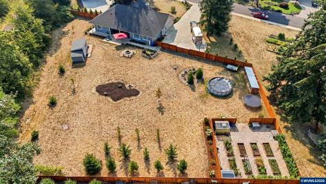 315 Santiam Pointe Lp NE Mill City OR 97360