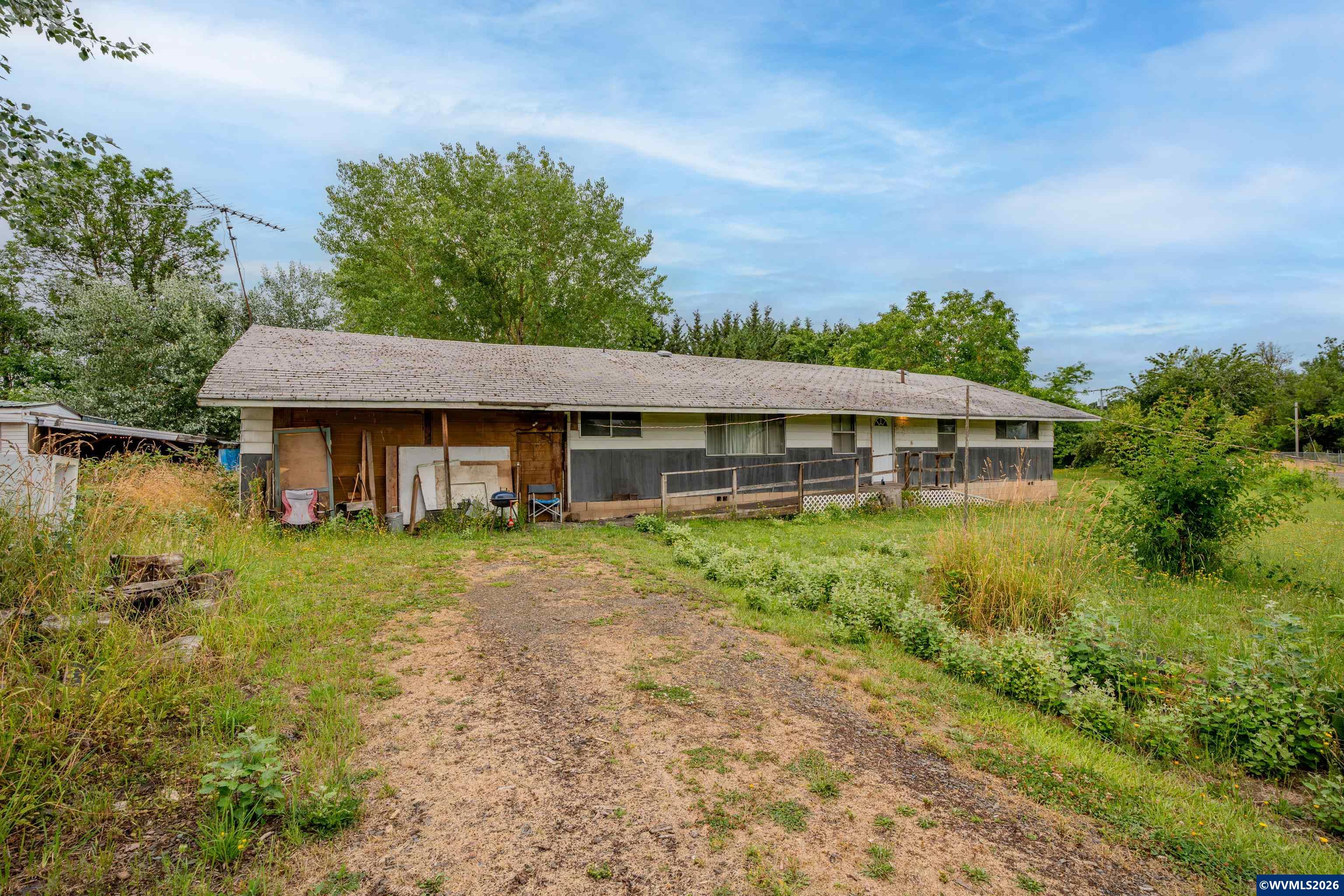 35858 Knox Butte Road E Albany OR 97322