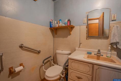 35858 Knox Butte Road E Albany OR 97322