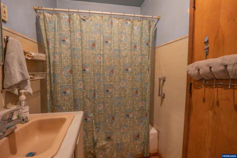 35858 Knox Butte Road E Albany OR 97322