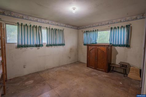 35858 Knox Butte Road E Albany OR 97322