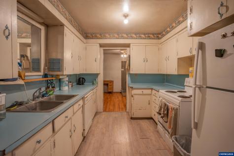 35858 Knox Butte Road E Albany OR 97322