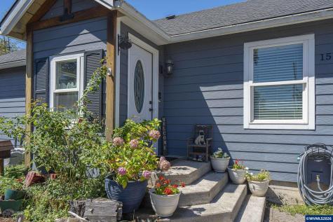 1510 S 10th Street Lebanon OR 97355