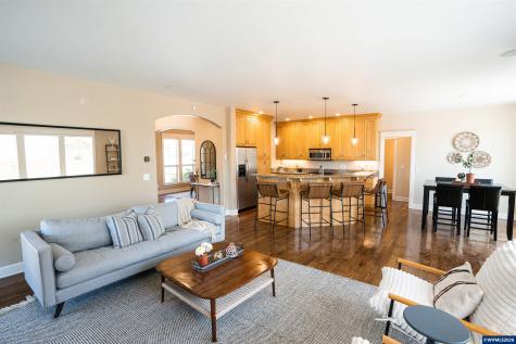 1750 SW Pinehurst Place Corvallis OR 97333