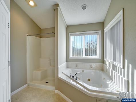 4653 Bohannon Court NE Salem OR 97305