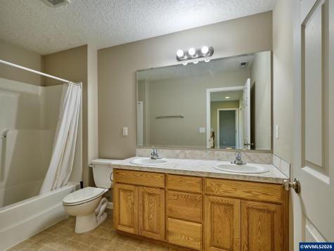 4653 Bohannon Court NE Salem OR 97305