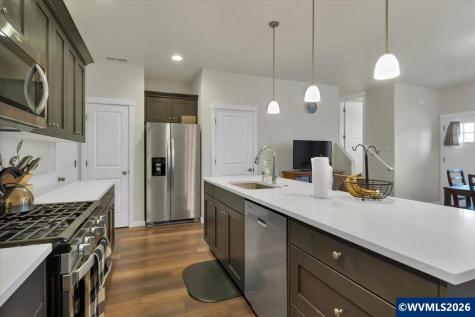 1830 SE Hankel Street Dallas OR 97338
