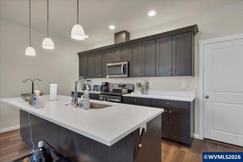 1830 SE Hankel Street Dallas OR 97338