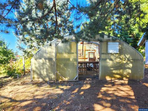 5785 82nd Avenue SE Aumsville OR 97325