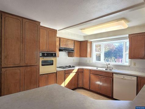 5785 82nd Avenue SE Aumsville OR 97325