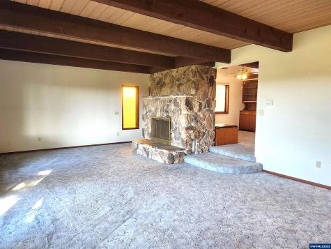 5785 82nd Avenue SE Aumsville OR 97325