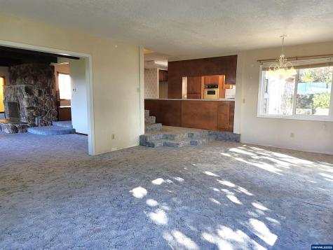 5785 82nd Avenue SE Aumsville OR 97325