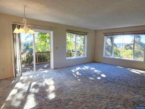 5785 82nd Avenue SE Aumsville OR 97325