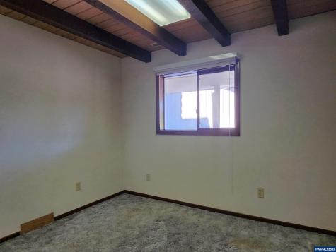 5785 82nd Avenue SE Aumsville OR 97325