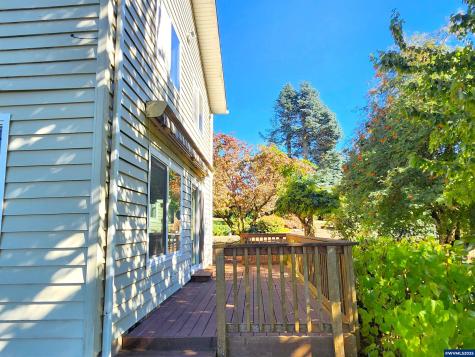 5785 82nd Avenue SE Aumsville OR 97325