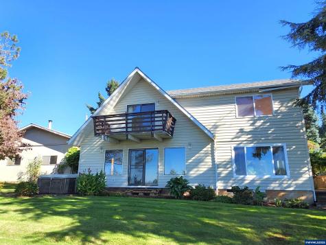 5785 82nd Avenue SE Aumsville OR 97325