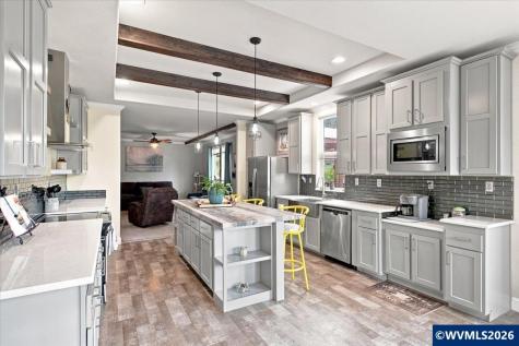 8305 SE Elkhorn Drive Lyons OR 97358