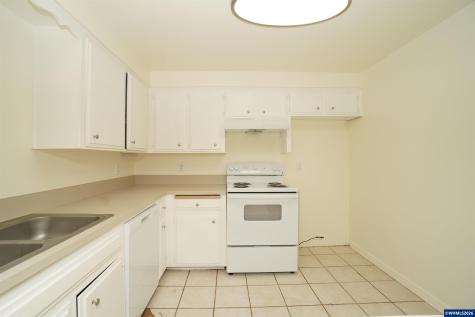 1276 Arabian Avenue SE Salem OR 97317