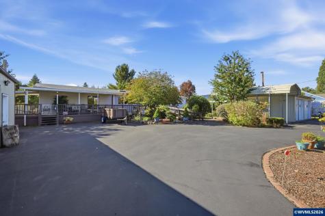 820 Kees Street Lebanon OR 97355