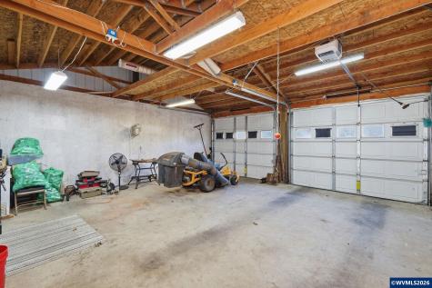 820 Kees Street Lebanon OR 97355
