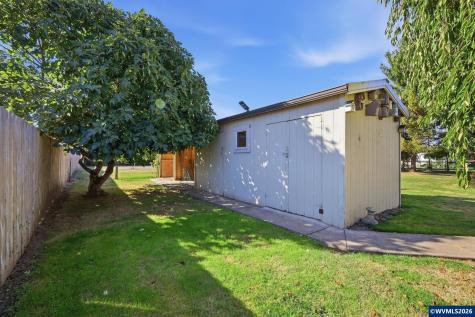 820 Kees Street Lebanon OR 97355