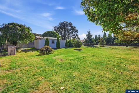 820 Kees Street Lebanon OR 97355