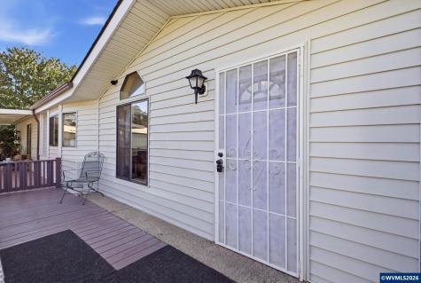 820 Kees Street Lebanon OR 97355