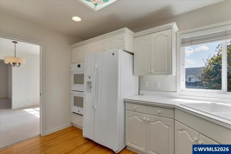 1764 Whitney Drive NW Salem OR 97304