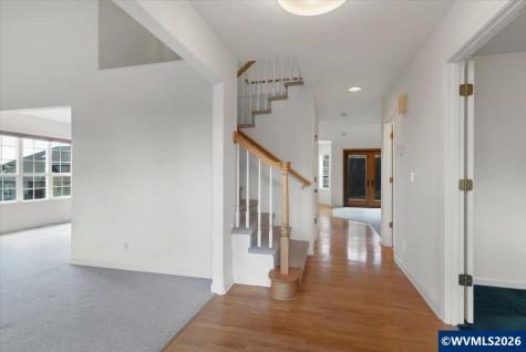 1764 Whitney Drive NW Salem OR 97304