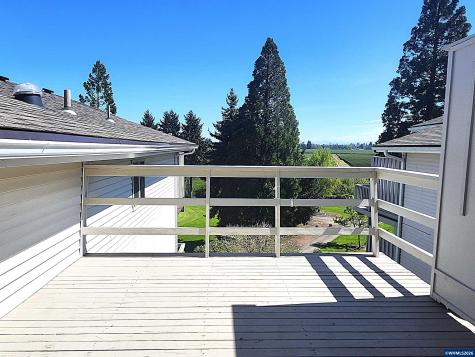 2992 Winslow Way NW Salem OR 97304