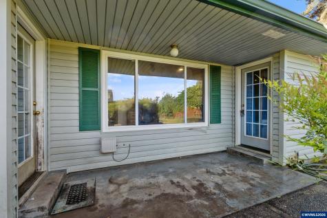 5665 Silverton Road NE Salem OR 97305