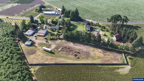 5665 Silverton Road NE Salem OR 97305