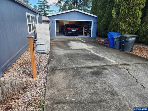 1537 Corum Court NW Salem OR 97304