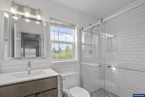 198 Ash Creek Drive W Monmouth OR 97361