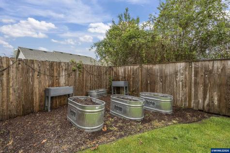 198 Ash Creek Drive W Monmouth OR 97361