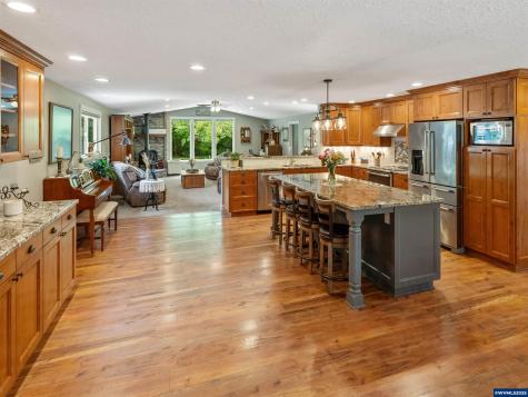 40965 Huntley Road SE Stayton OR 97383