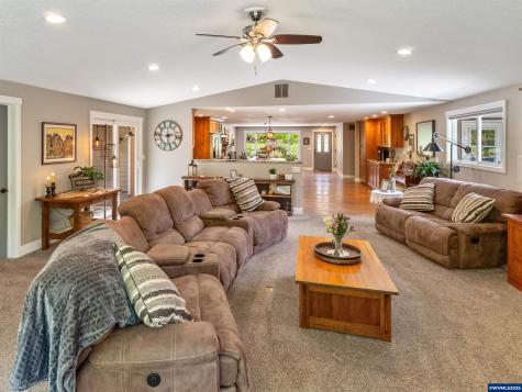 40965 Huntley Road SE Stayton OR 97383