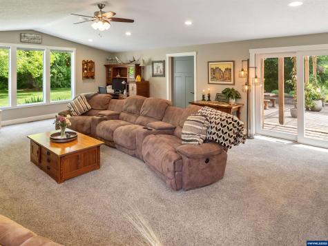 40965 Huntley Road SE Stayton OR 97383
