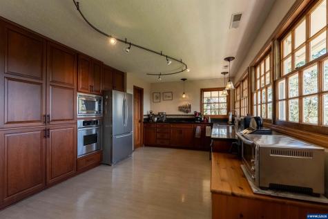33941 Marys River Estates Road Philomath OR 97370