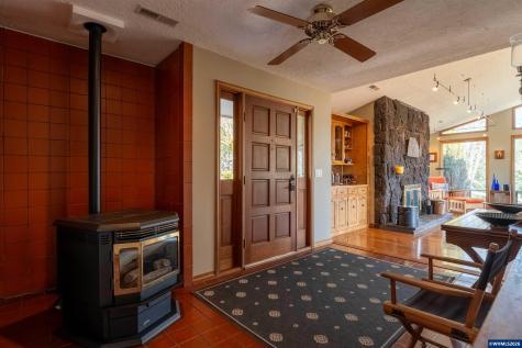 33941 Marys River Estates Road Philomath OR 97370