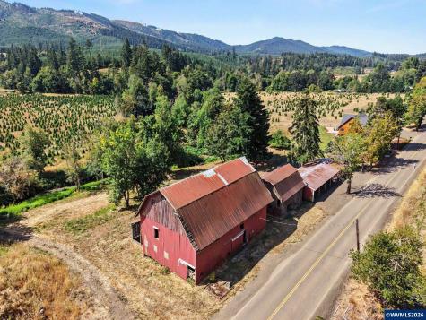20970 Gooseneck Road Sheridan OR 97378