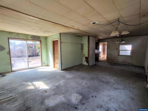 648 SW Arthur Street Mcminnville OR 97128