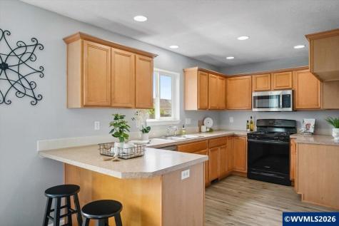 2808 20th Avenue SE Albany OR 97322