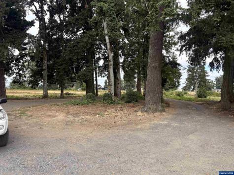 9068 SE Snoddy Drive Aumsville OR 97325-9751