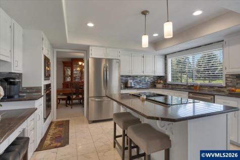 365 Snead Drive N Keizer OR 97303