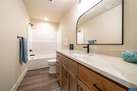 950 6th Street Lyons OR 97358