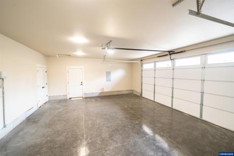 950 6th Street Lyons OR 97358