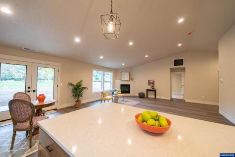 950 6th Street Lyons OR 97358