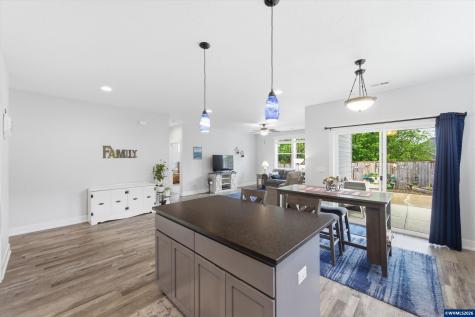 393 NW Denton Avenue Dallas OR 97338