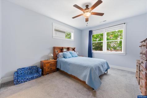 393 NW Denton Avenue Dallas OR 97338
